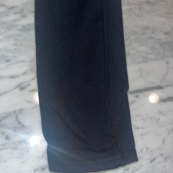 Danskin High Rise 7/8 leggings w/ bonded deep side pockets - Picture 11 of 15